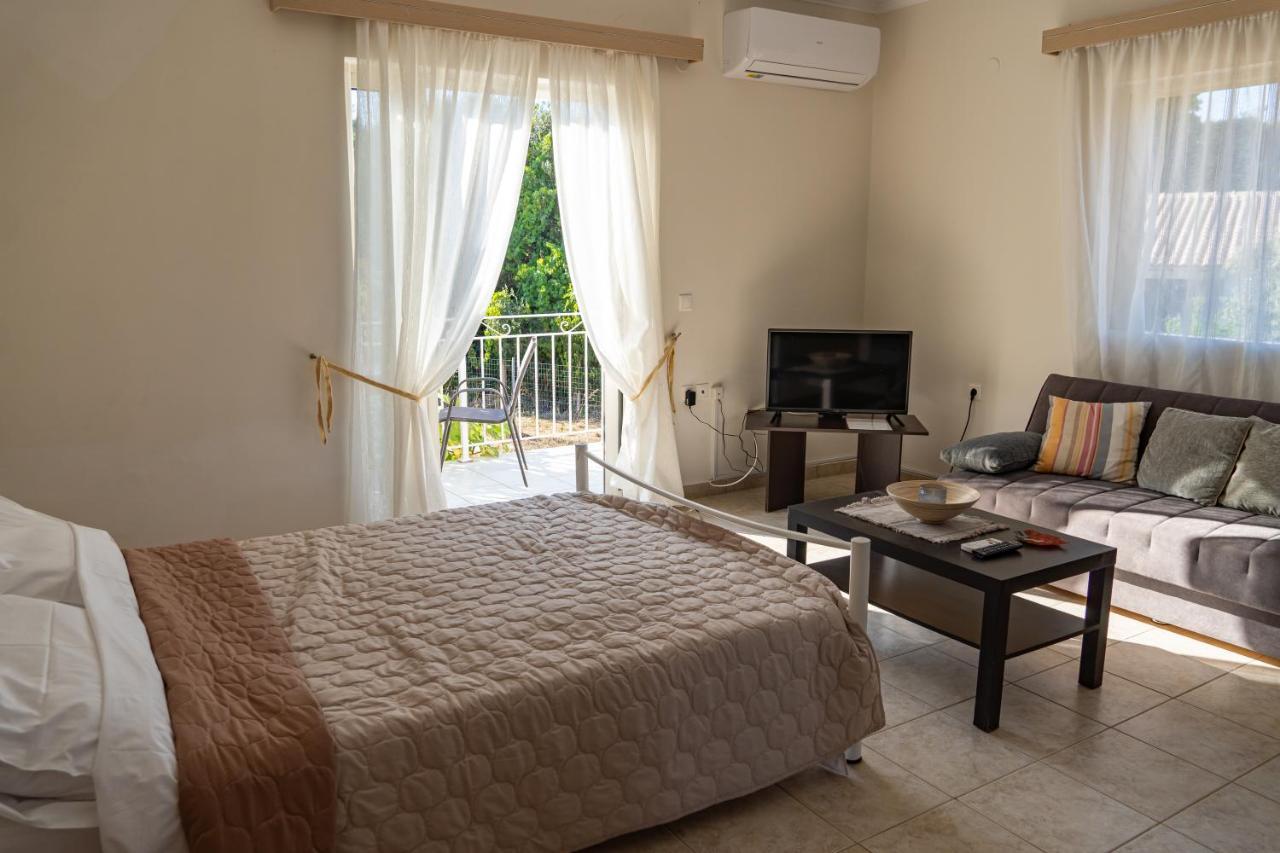 شقة Seaside Harmony اجيوس ايوانيس المظهر الخارجي الصورة